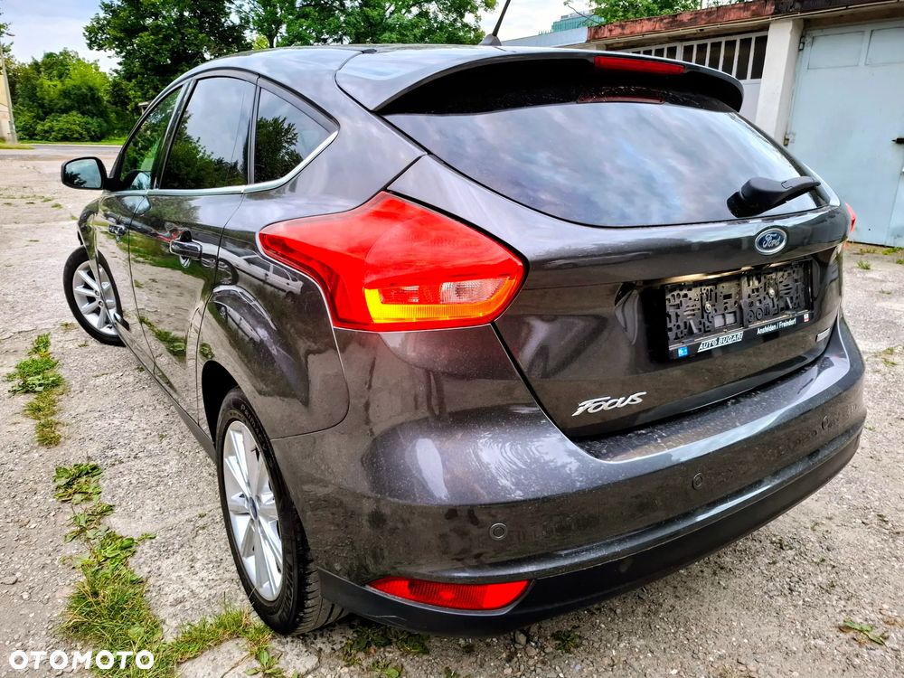 Ford Focus - 4