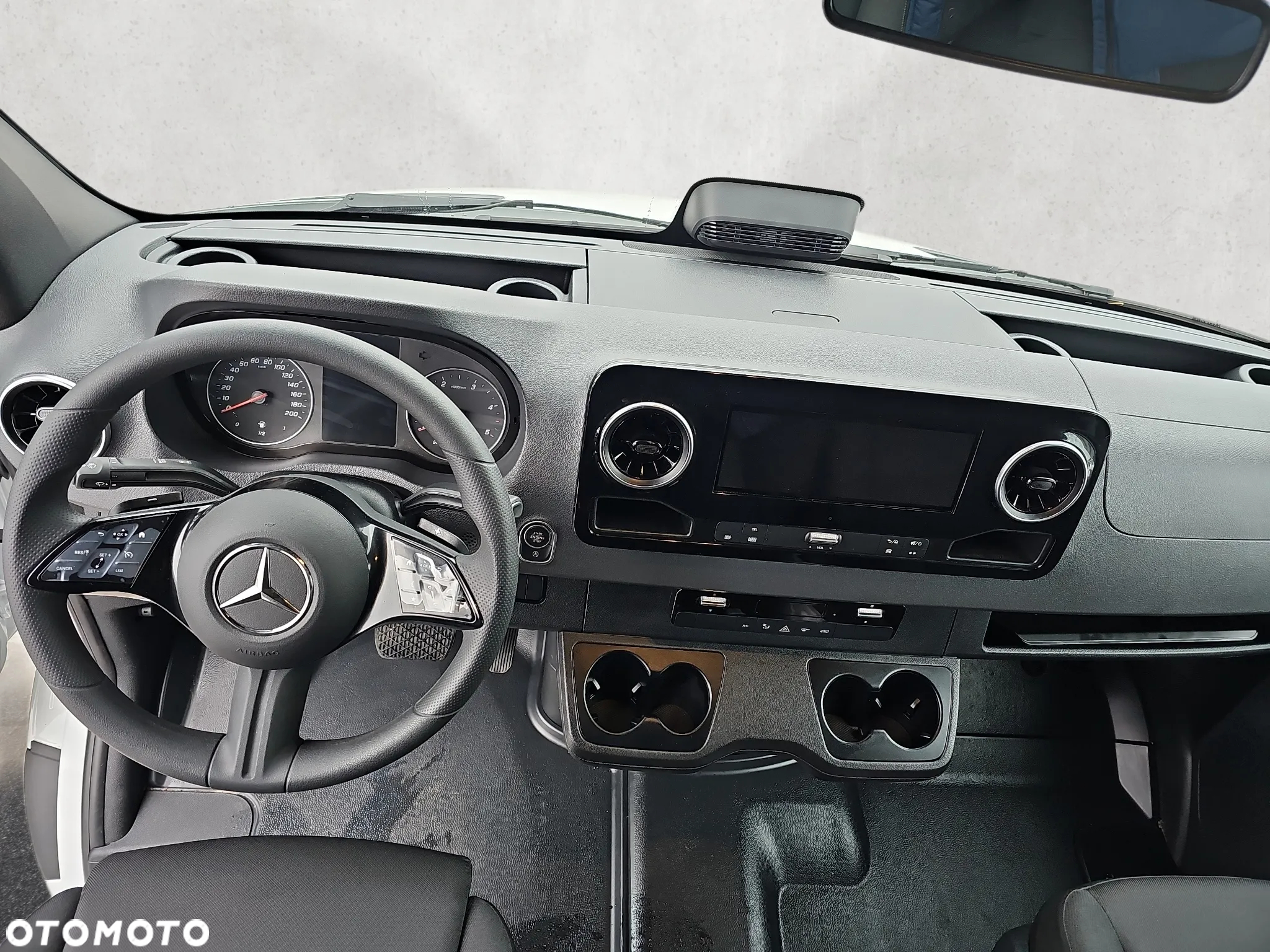 Mercedes-Benz Sprinter 317 CDI - 11