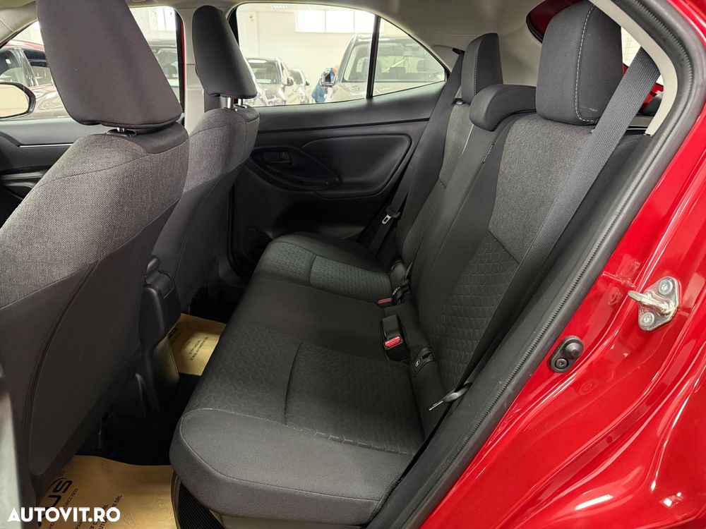 Toyota Yaris Cross 1.5 VVT-i AWD-i Elegant - 15