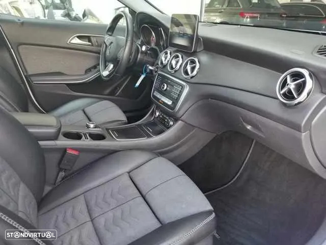 Mercedes-Benz GLA 180 Style Aut. - 21