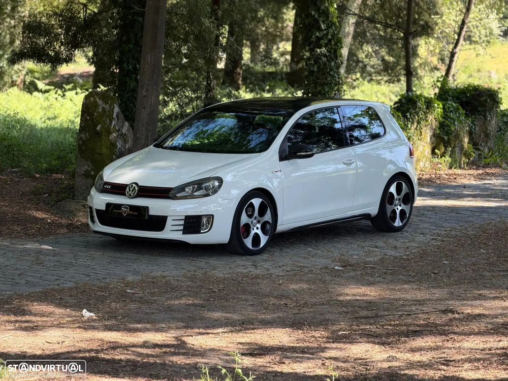 VW Golf - 4