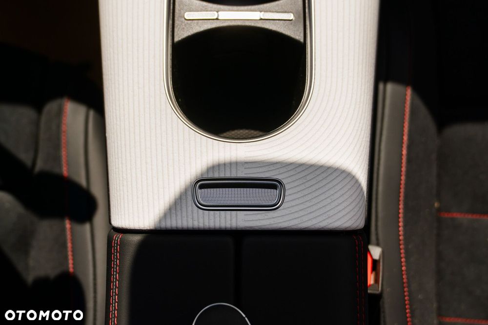 Mercedes-Benz CLA - 20