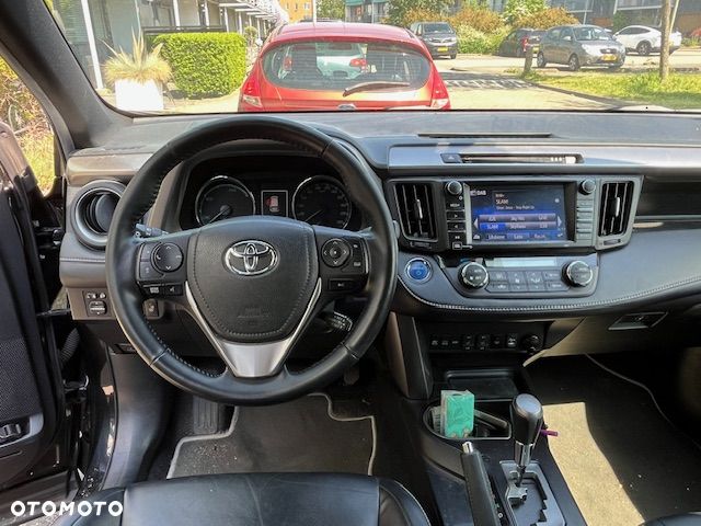Toyota RAV4 Hybrid Platinum 4x4 - 5