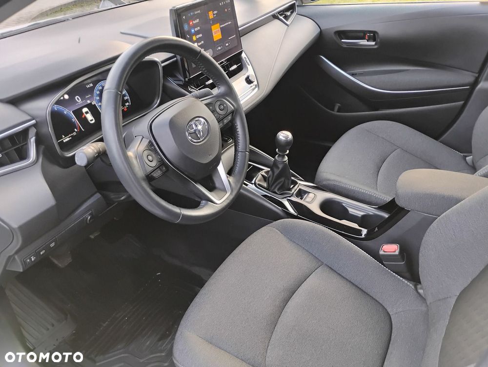 Toyota Corolla - 9