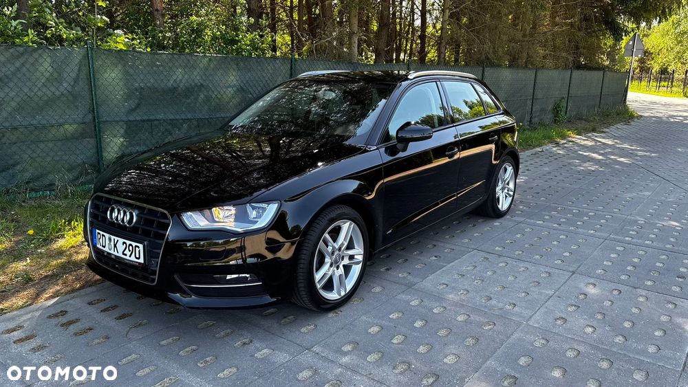 Audi A3 Sportback - 1