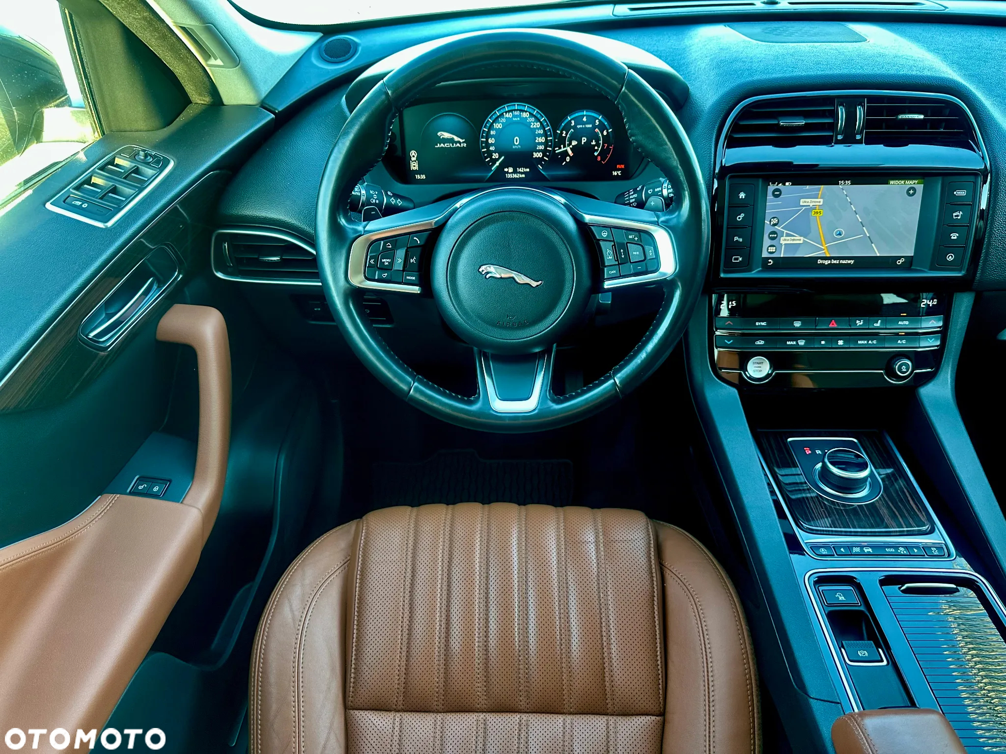 Jaguar F-Pace 2.0 i4P AWD Portfolio - 6