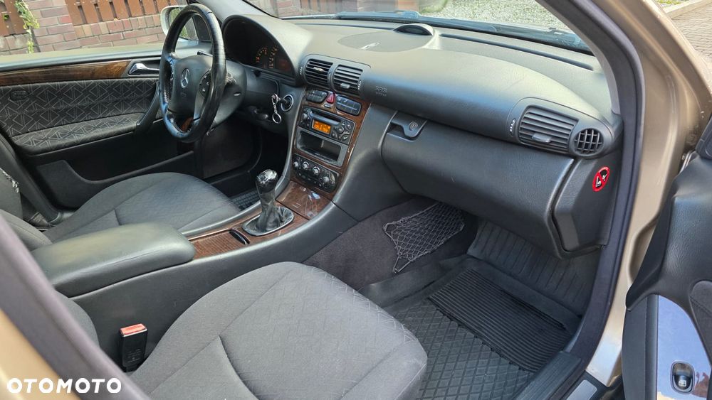 Mercedes-Benz Klasa C - 11