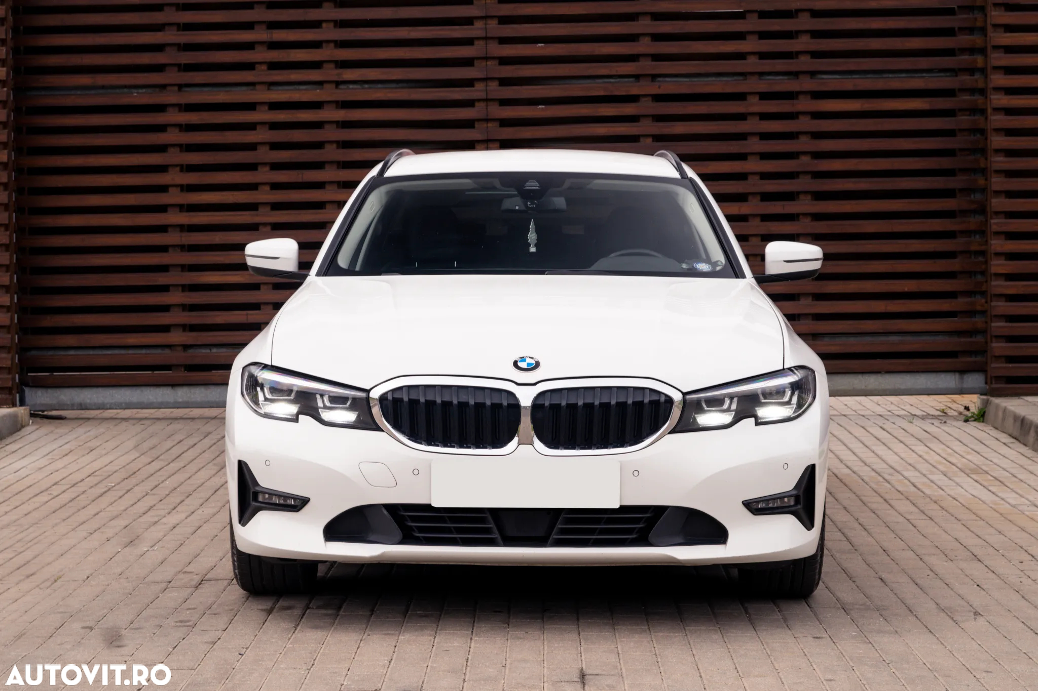 BMW Seria 3 318d Touring Aut. Sport Line - 3