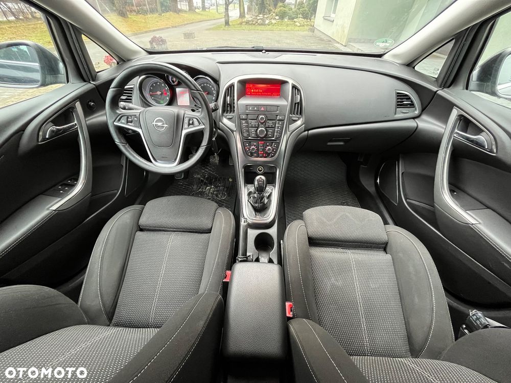 Opel Astra 1.6 Turbo Innovation - 17