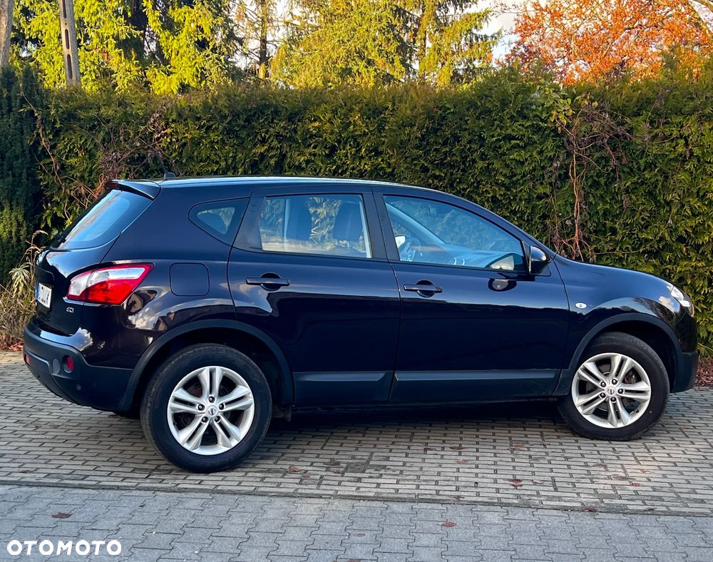 Nissan Qashqai 1.5 dCi DPF acenta - 27