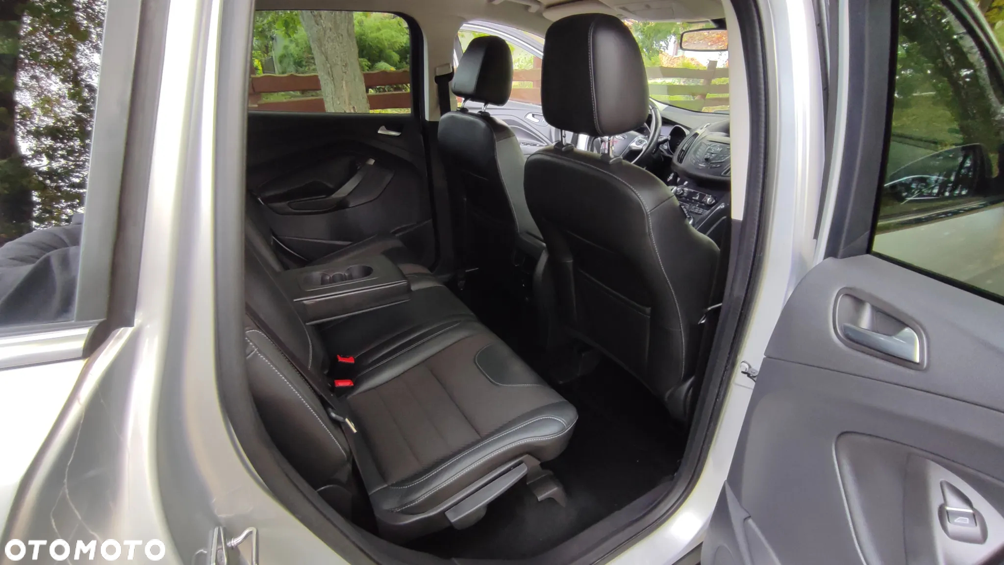 Ford Kuga 2.0 TDCi FWD Titanium - 10