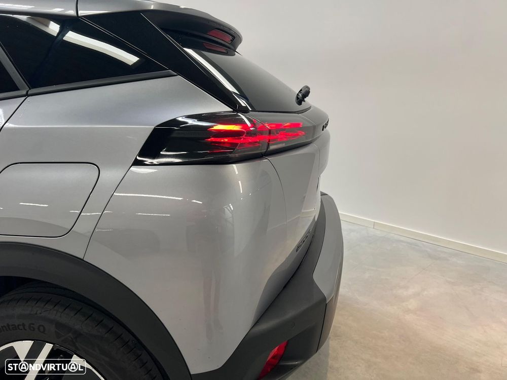 Peugeot 2008 1.2 Hybrid Allure e-DCS6 - 6