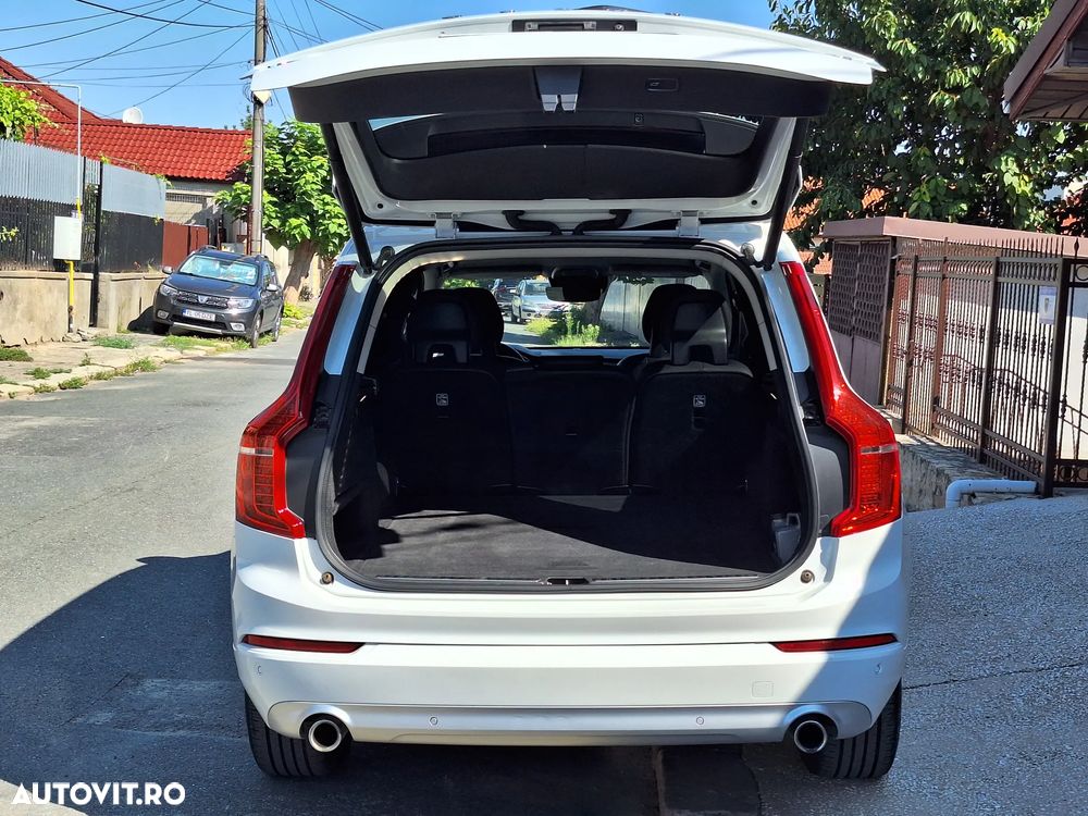 Volvo XC 90 D5 AWD Momentum - 9