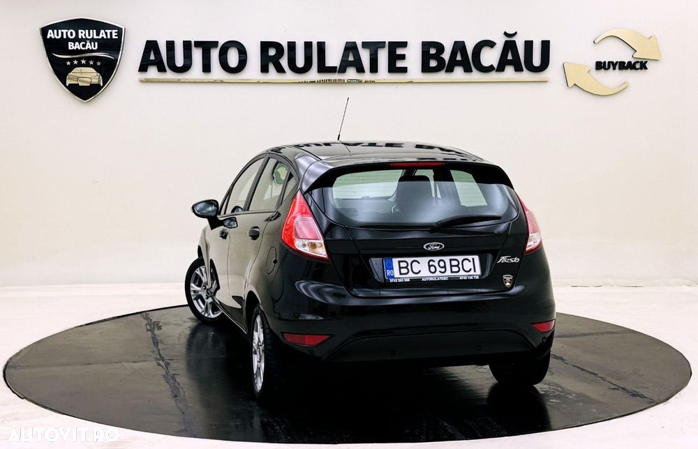 Ford Fiesta - 7