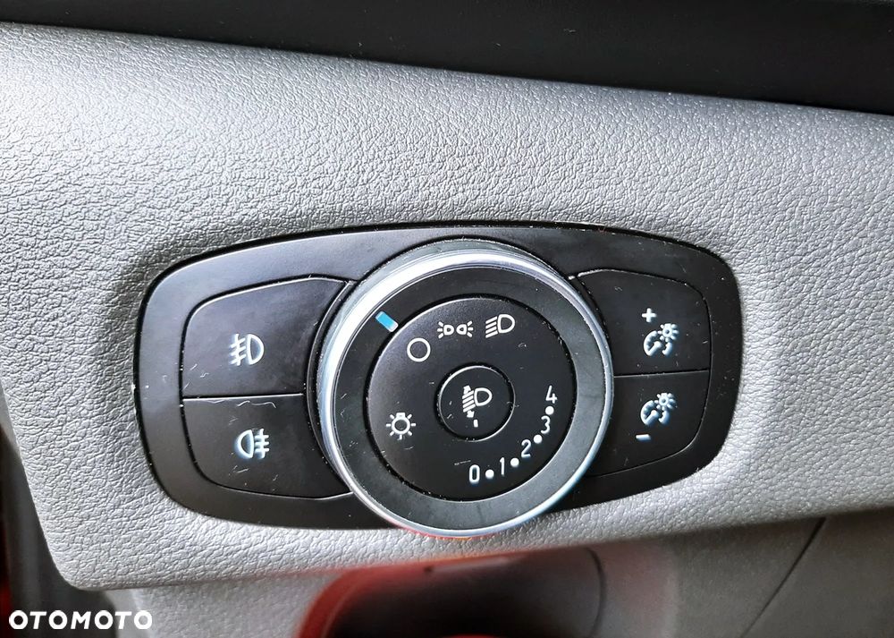 Ford Transit Custom Kombi 320 L2H1 Trend - 37