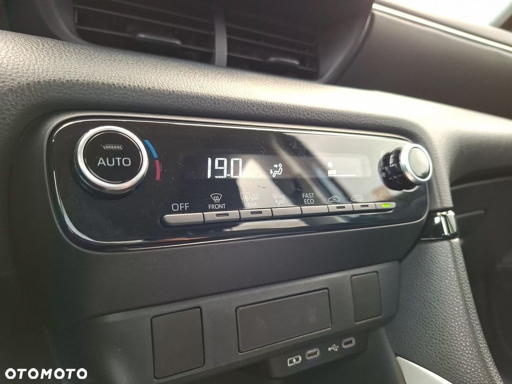 Toyota Yaris Hybrid 1.5 Comfort - 27