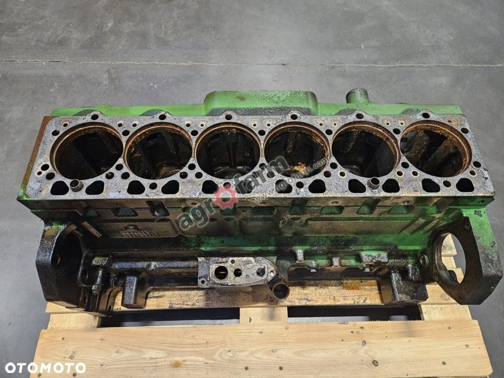 Blok silnika John Deere 8360R, 8345R 8335R,8310R - 2