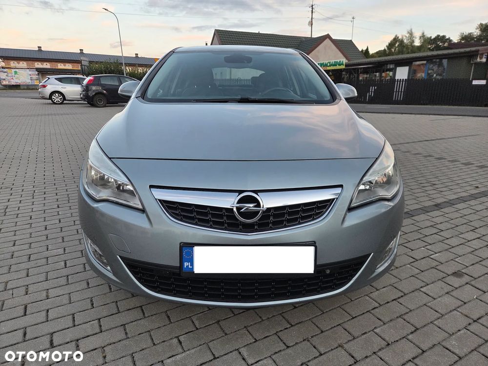 Opel Astra 1.4 T Cosmo S&S - 2