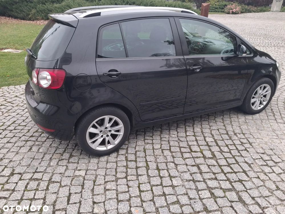 Volkswagen Golf Plus - 16