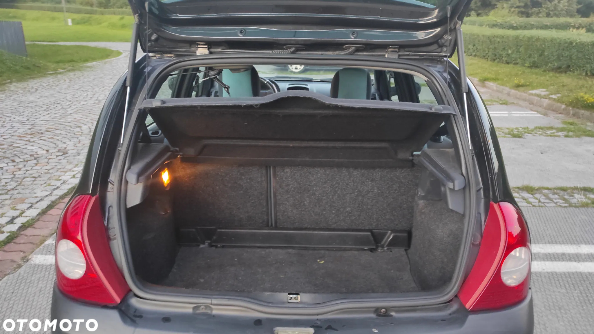 Renault Clio - 8