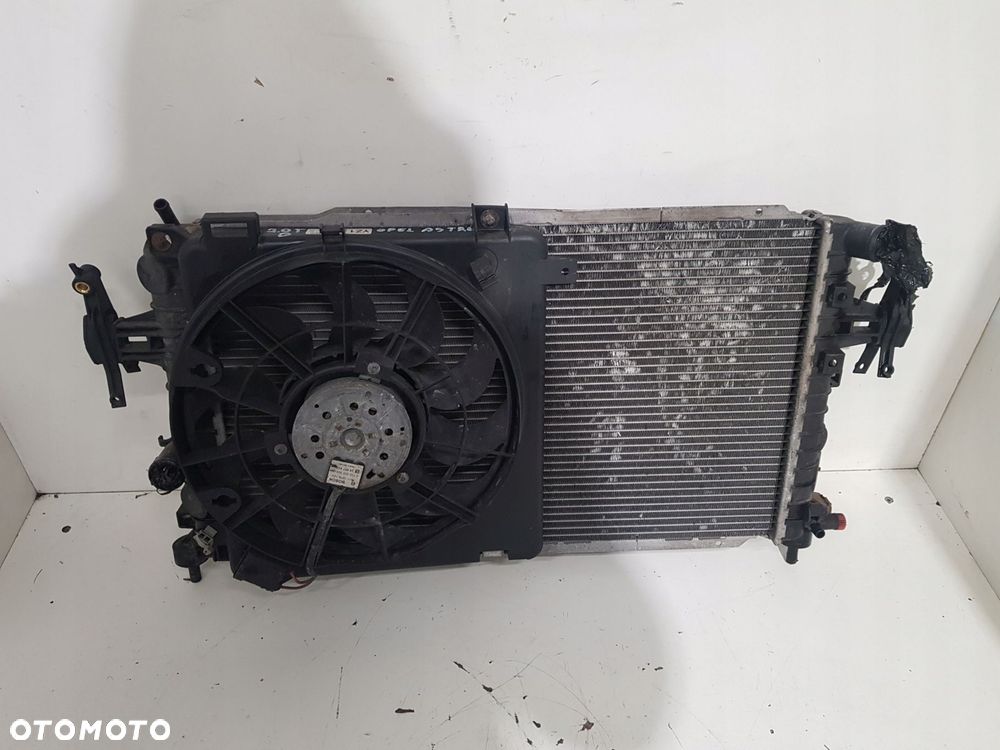 chłodnica wody astra h zafira b 2.0t eur 13129047 - 5