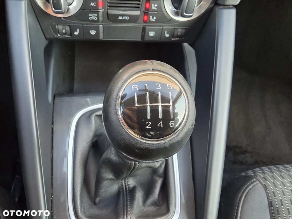 Audi A3 3-drzwiowe 2.0 TDI Quattro Ambiente - 31