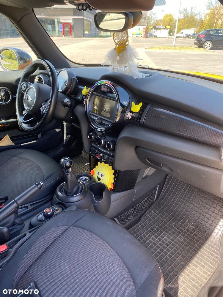 MINI ONE Standard - 7