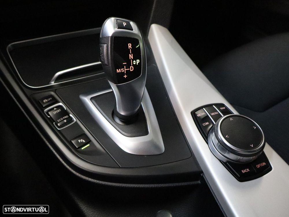 BMW 320 d Advantage Auto - 18