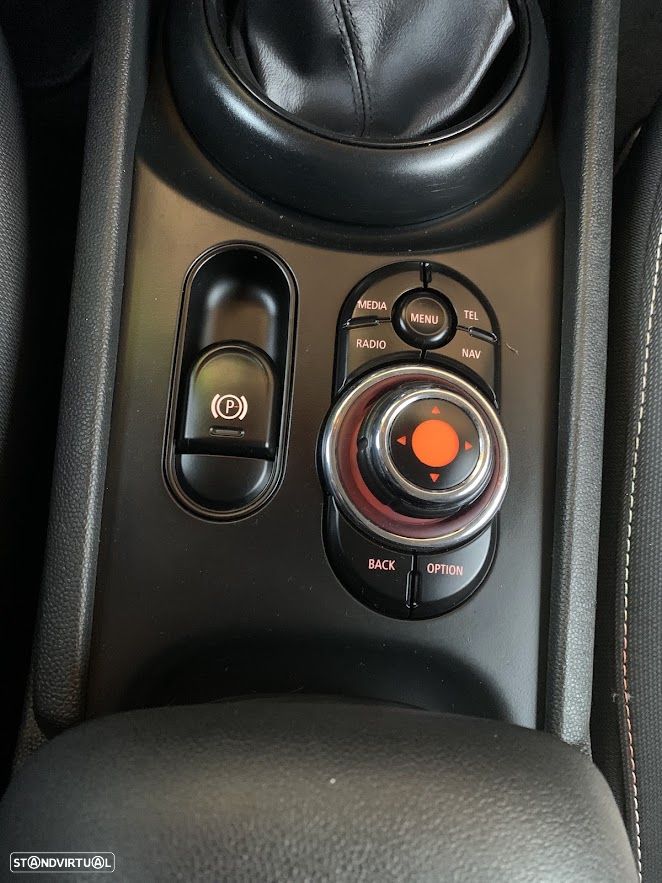 MINI Clubman One D - 11