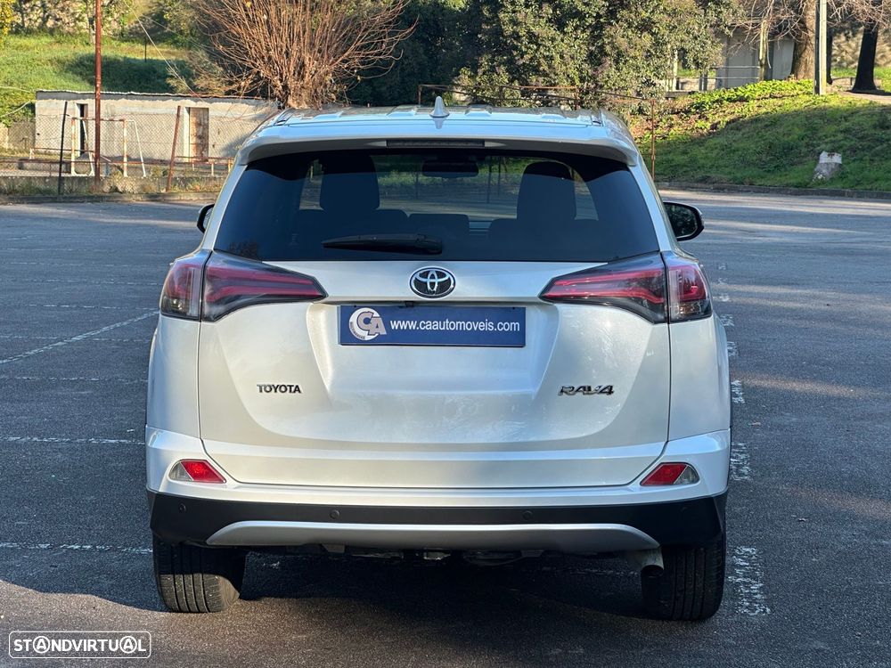 Toyota RAV4 2.0 D-4D Comfort - 16