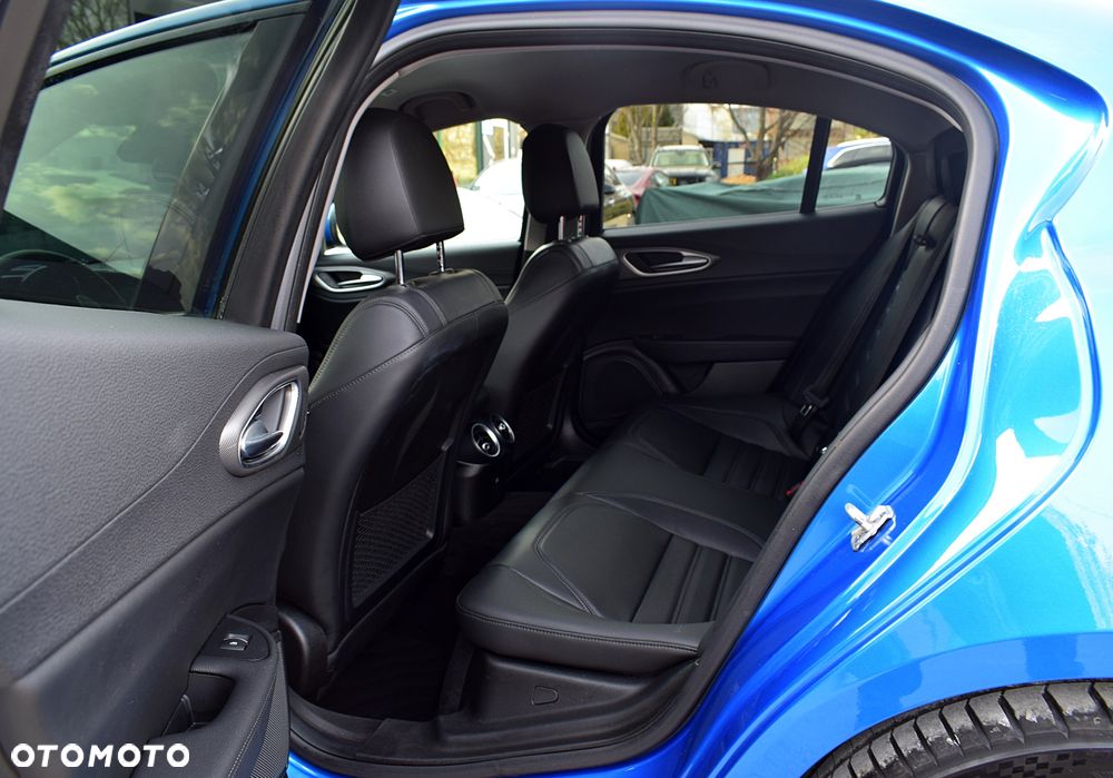Alfa Romeo Giulia 2.0 Turbo Veloce Q4 - 6