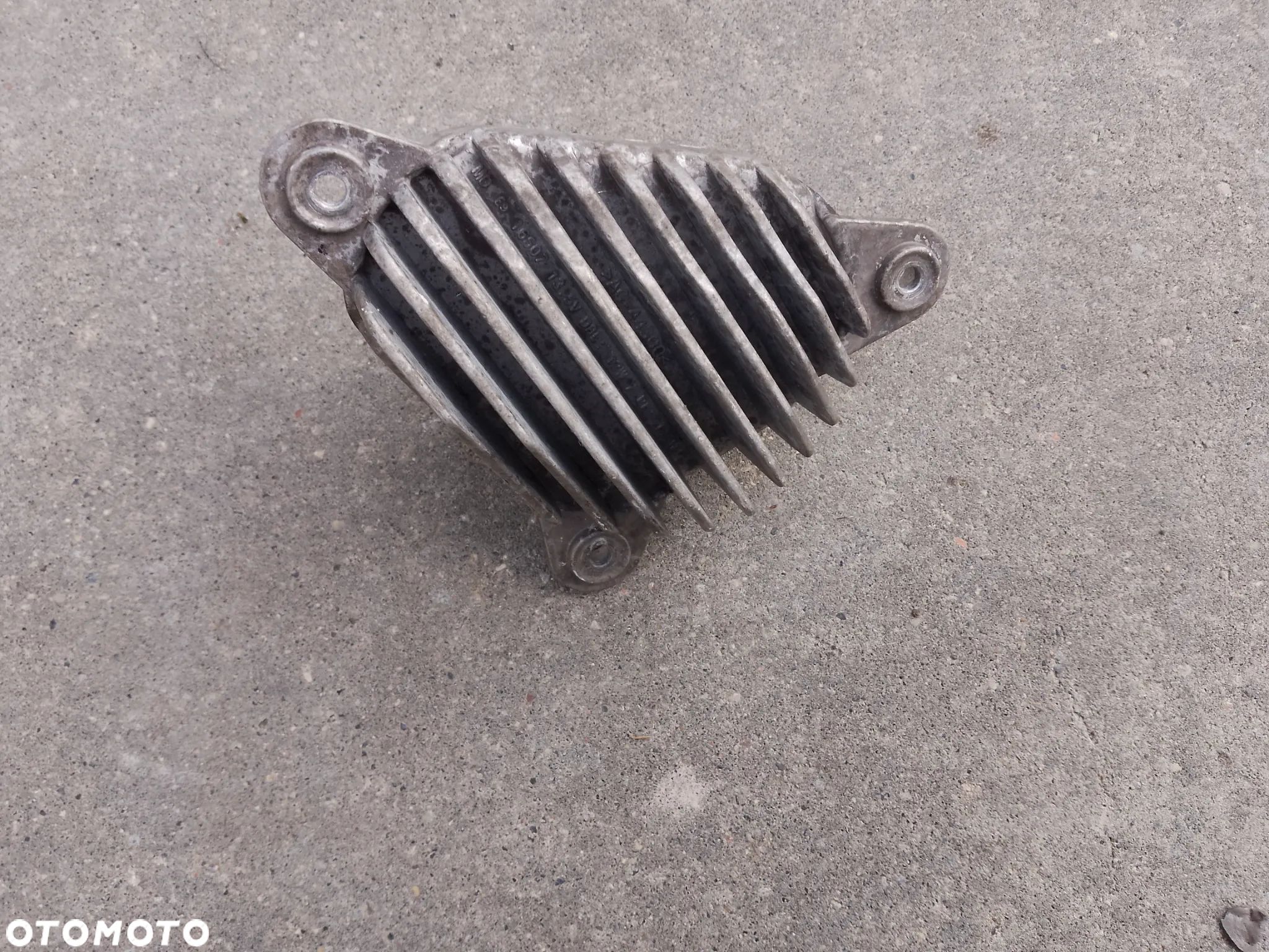 BMW F22 F23 LCI LIFT JEŻ DIODA DRL LED PRAWA 90118701  L90102676-R - 1