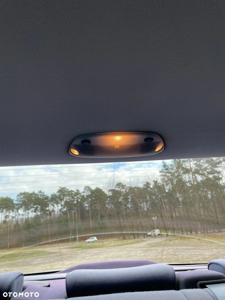 Mercedes-Benz Klasa E - 8