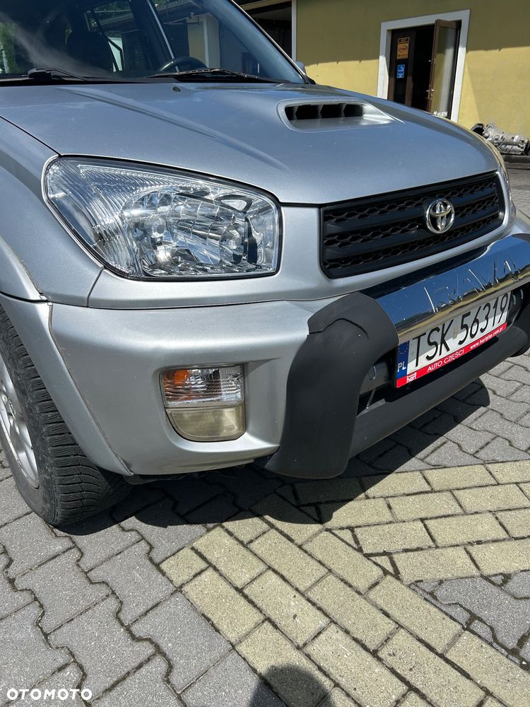 Toyota RAV4 2.0 D-4D 4x4 - 3