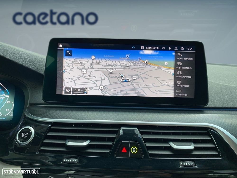BMW 530 e Pack Desportivo M - 8