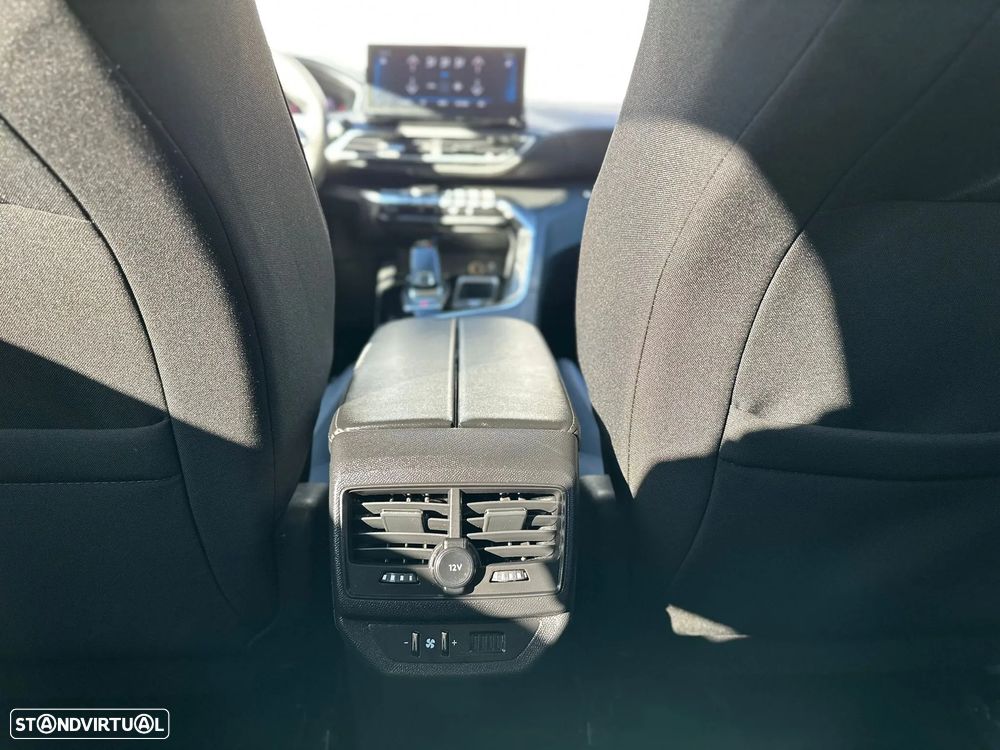 Peugeot 5008 BlueHDI 130 EAT8 Allure Pack - 23