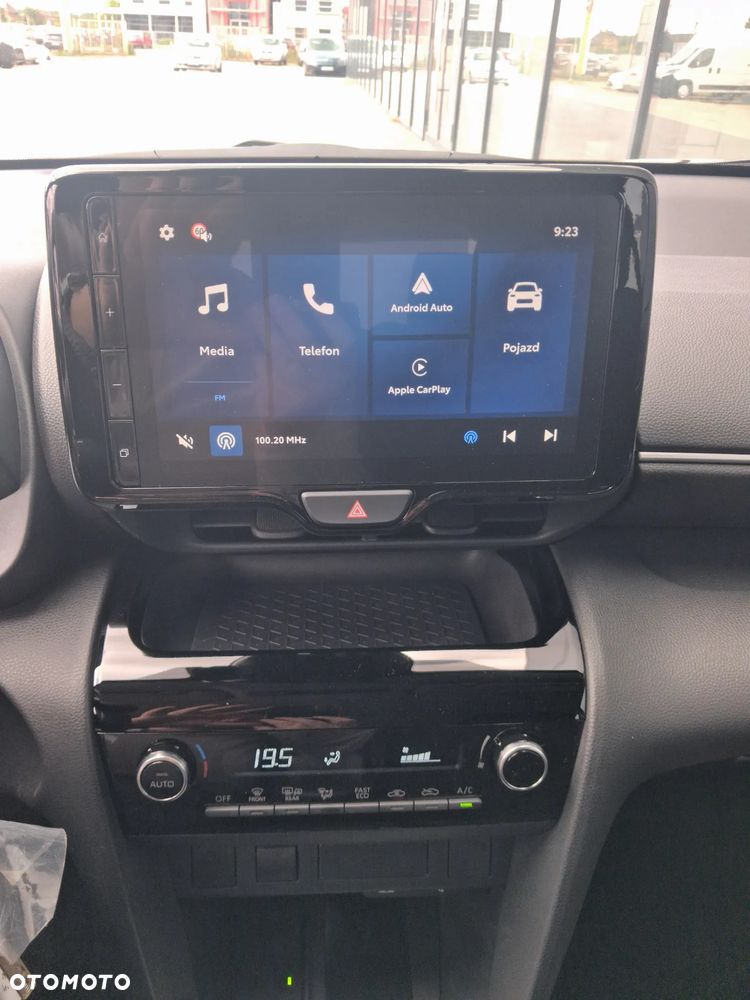 Toyota Yaris Cross - 14