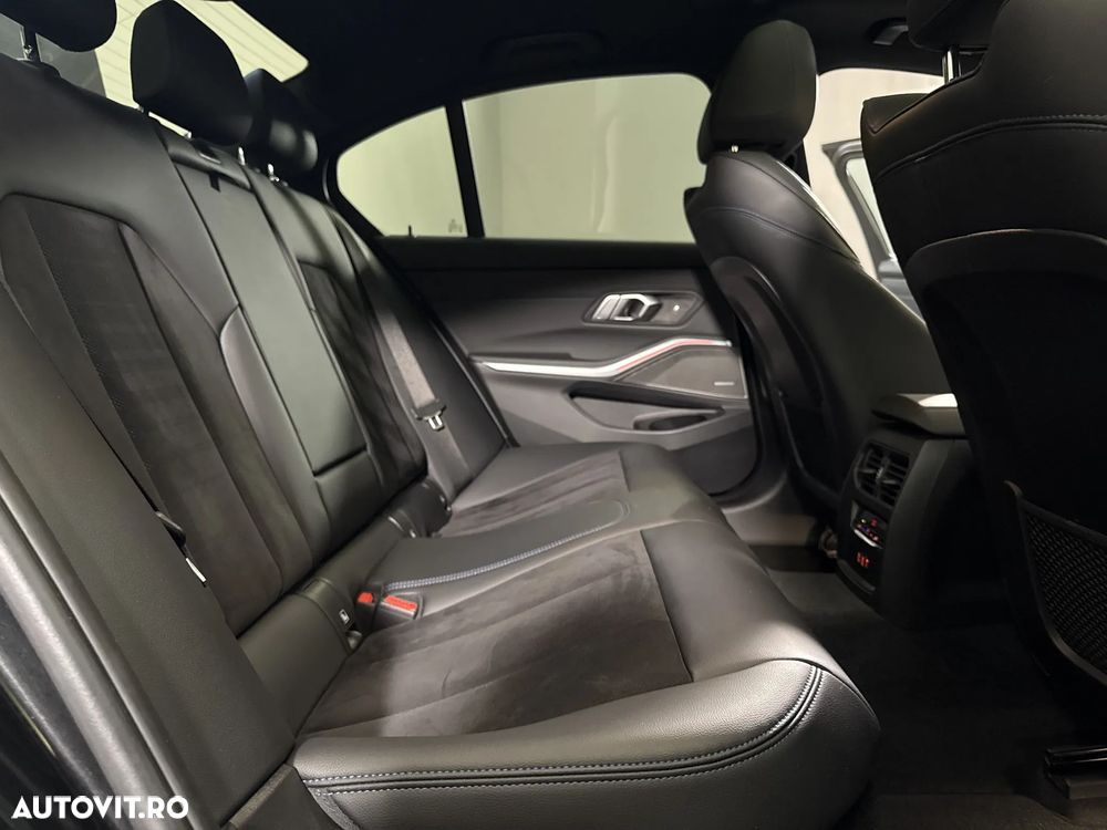 BMW Seria 3 320d xDrive AT M Sport - 13