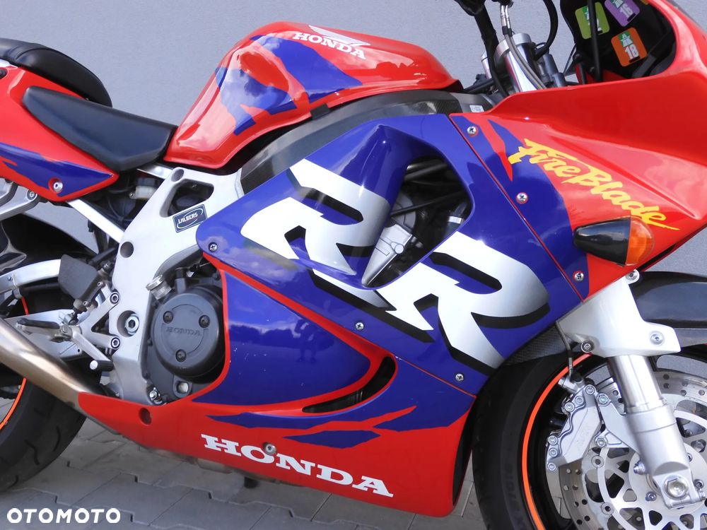 Honda CBR - 8
