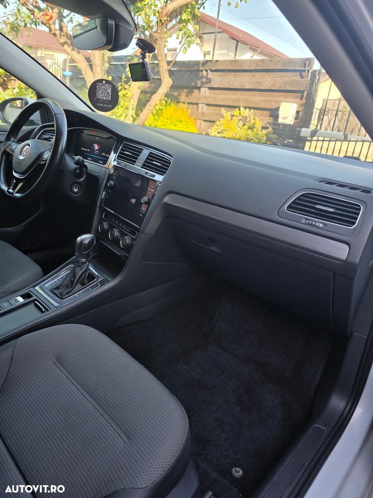 Volkswagen Golf - 3