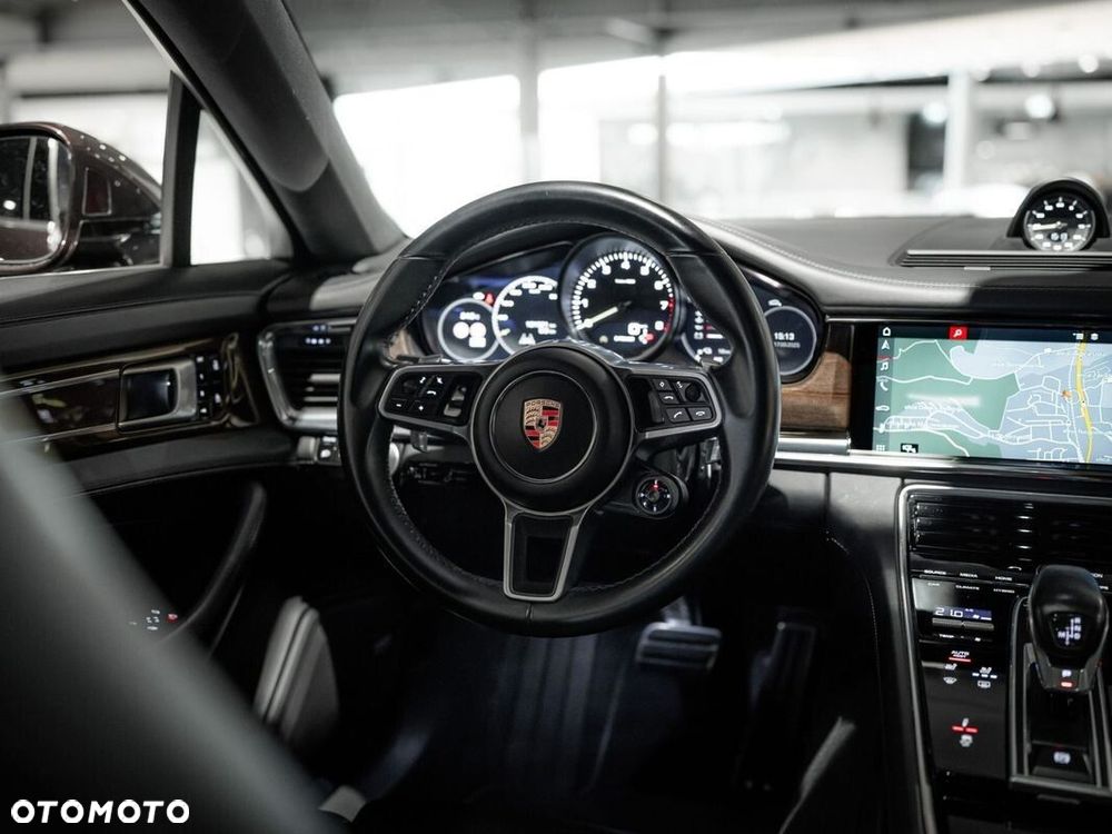 Porsche Panamera 4 E-Hybrid 10 Years Edition - 40