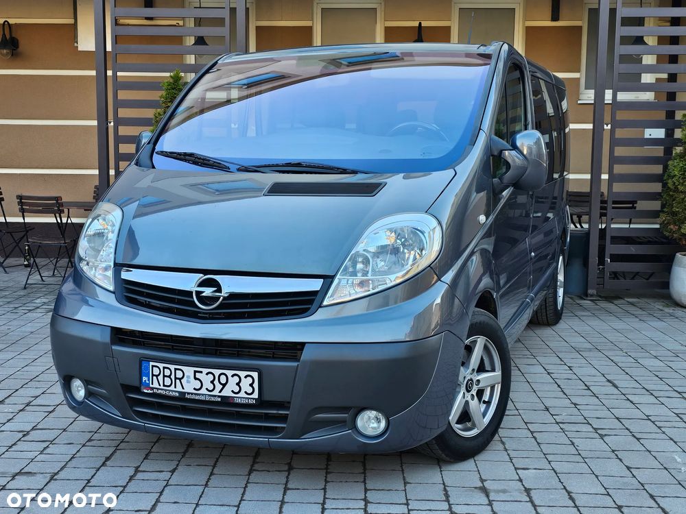 Opel Vivaro - 17
