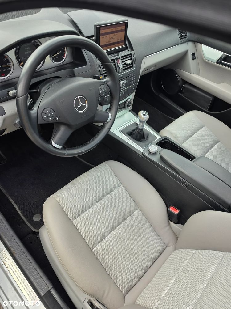 Mercedes-Benz Klasa C 200 Kompressor Avantgarde - 11