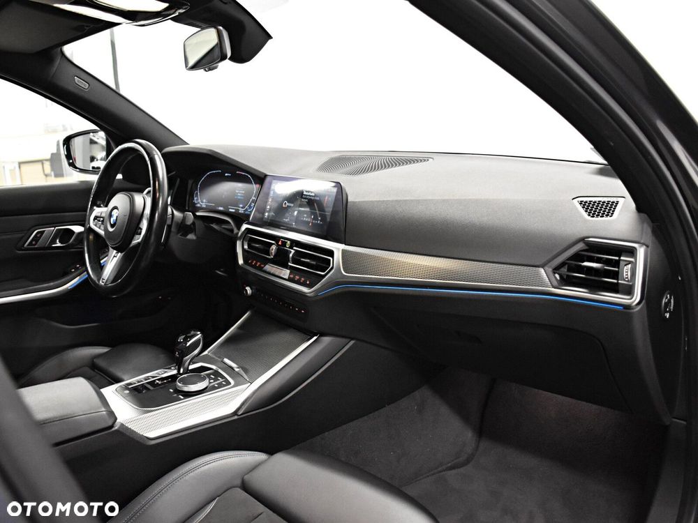 BMW Seria 3 - 12