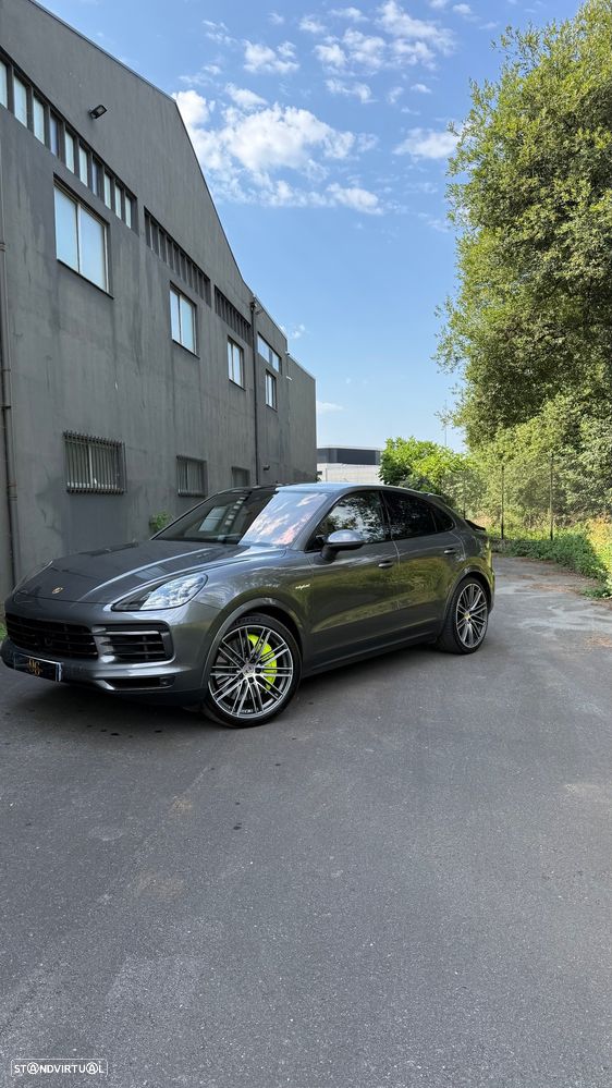 Porsche Cayenne S E-Hybrid - 3