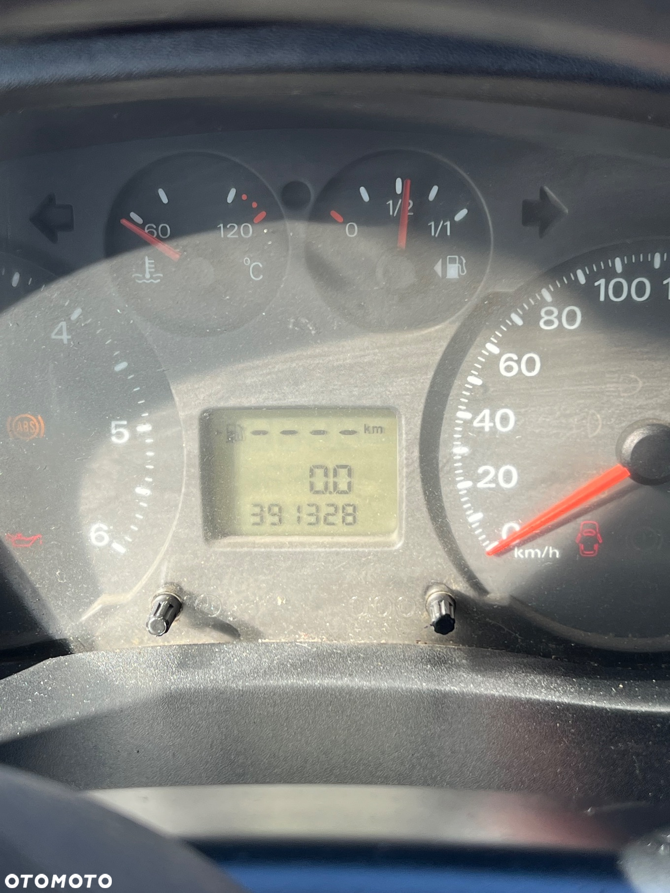Ford Transit - 12