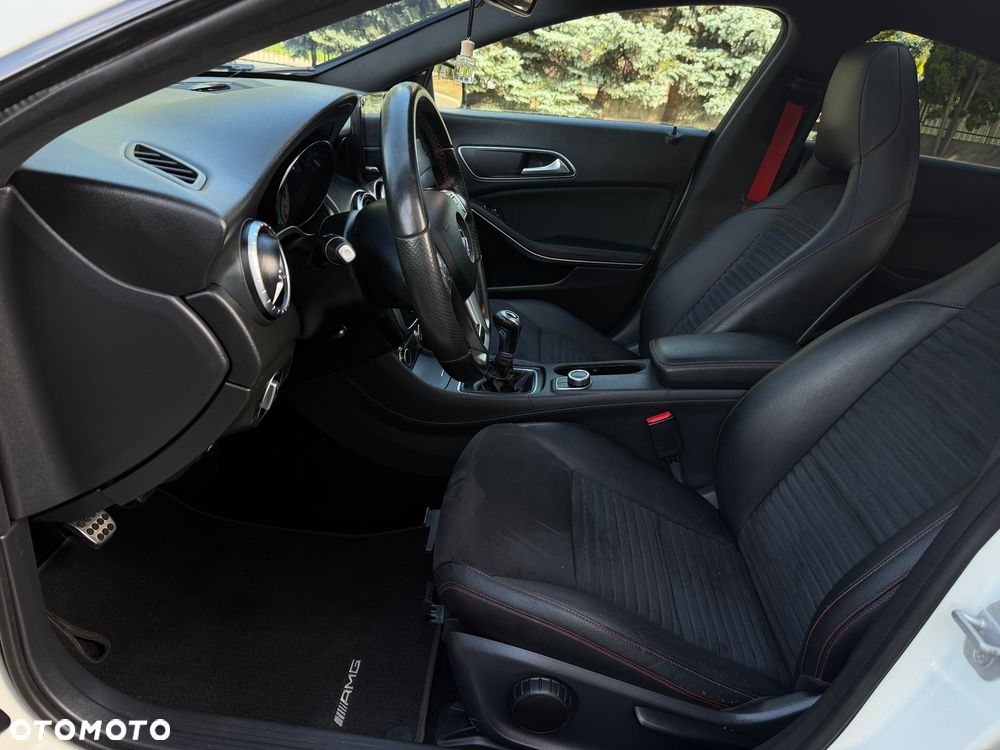 Mercedes-Benz CLA - 29
