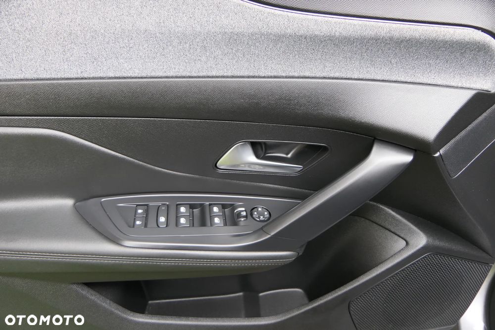 Peugeot 308 1.2 PureTech Allure S&S - 30