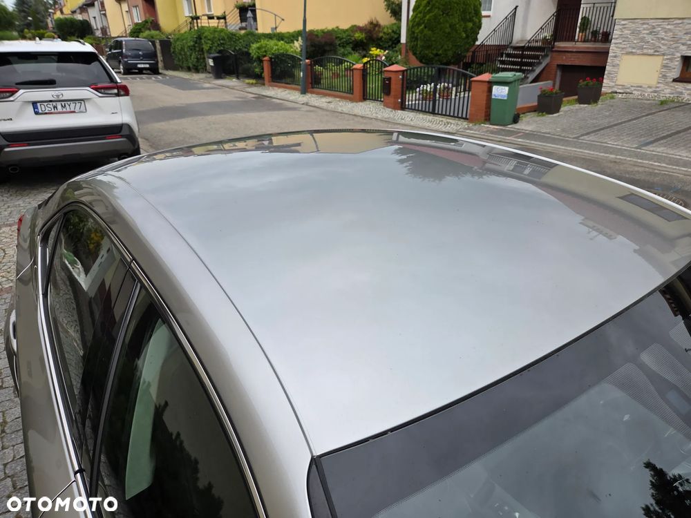 Lexus IS 300h Business Edition - 40