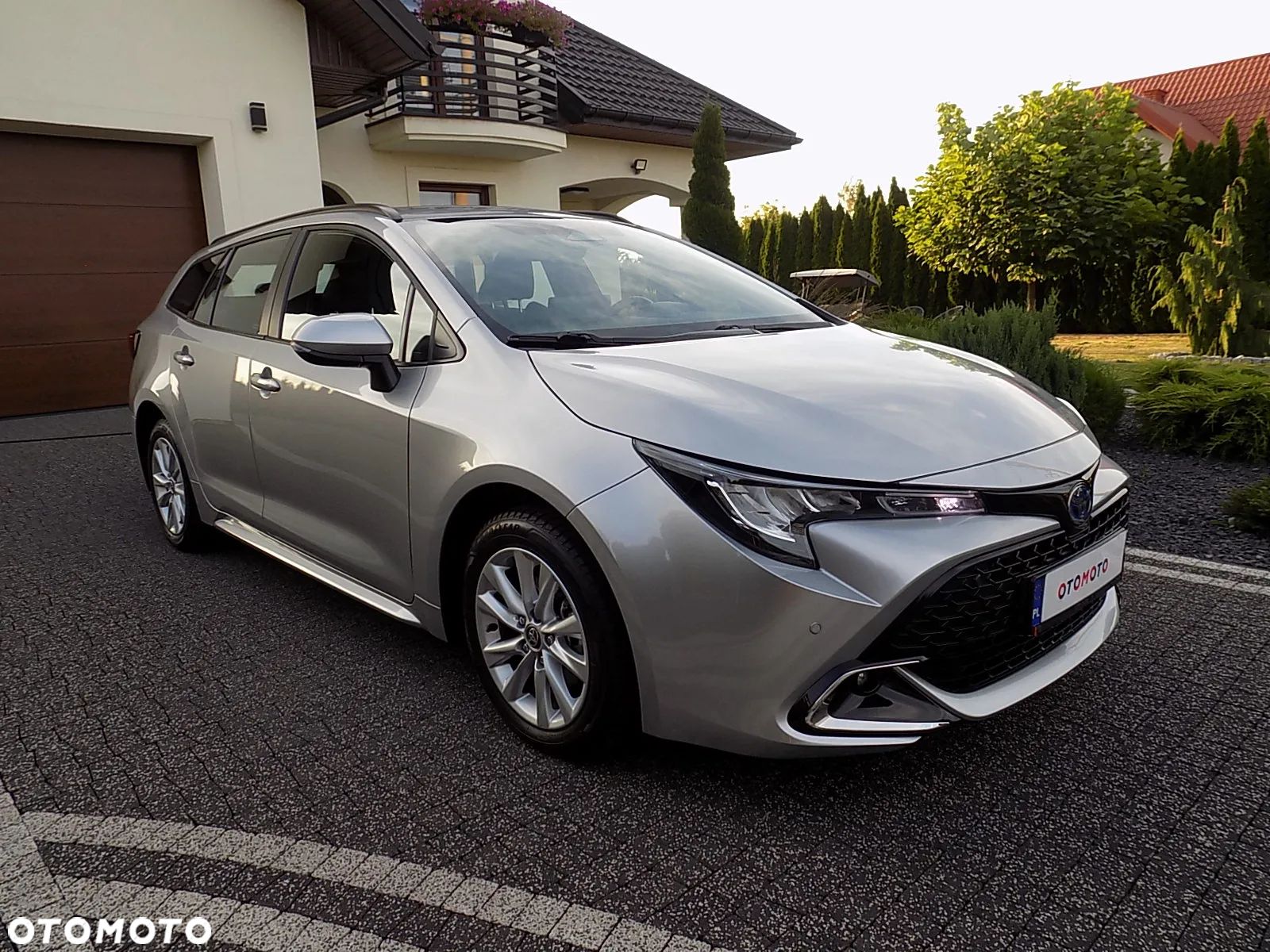 Toyota Corolla - 1